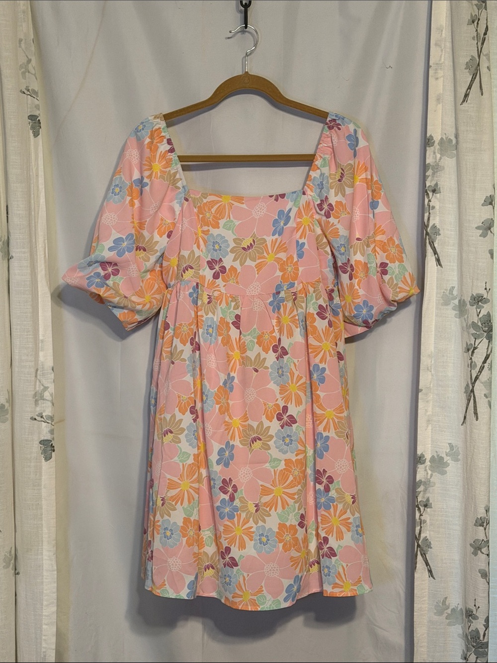 Square-Neck Puff-Sleeve Floral Mini Dress - Pink